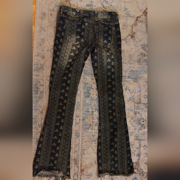 Flur de lei bell bottoms by rue21 low rise - Picture 2 of 4